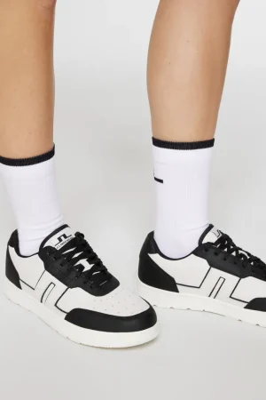 Ace Low-Top Golf Sneaker W