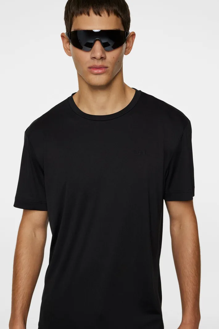 Ade T-shirt