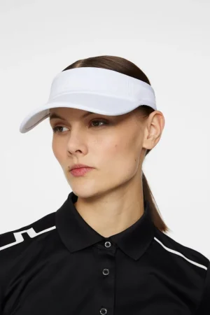 Attain visor