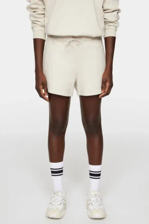 Elin Shorts